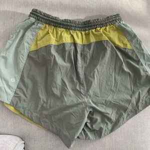 Lululemon evergreen high rise shorts